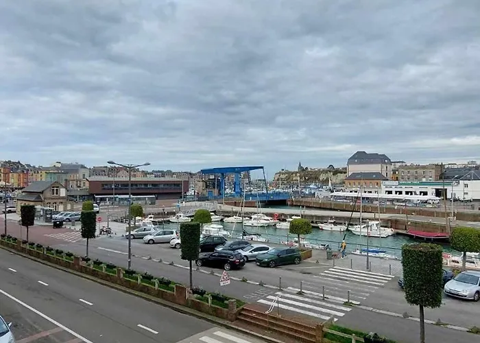 Vue Sur Le Port Studio Le Moussaillon